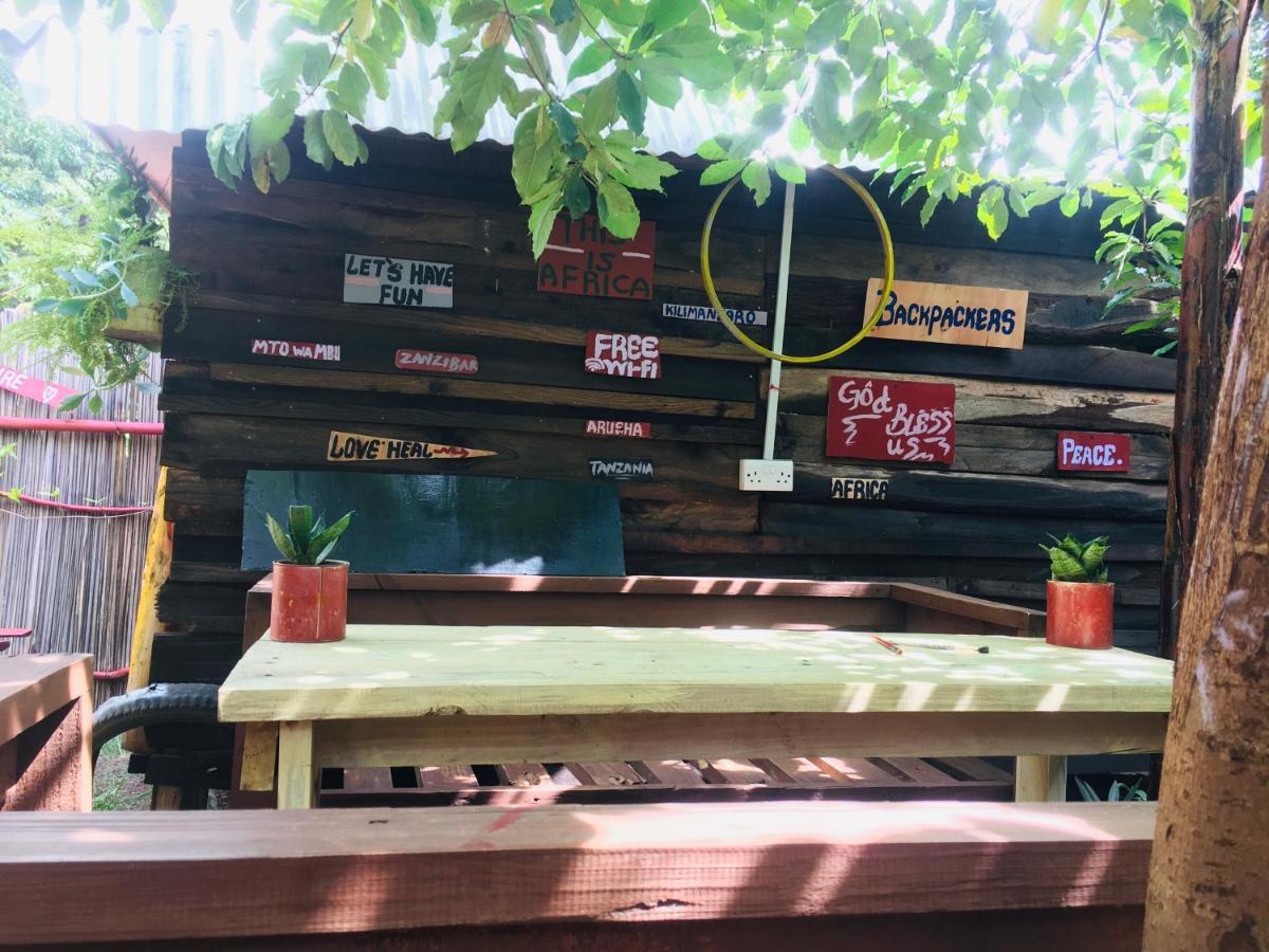Ava Garden Backpackers Διαμέρισμα Mto wa Mbu Εξωτερικό φωτογραφία